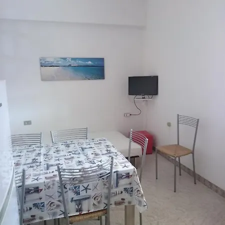 Budoni Apartments アパート *