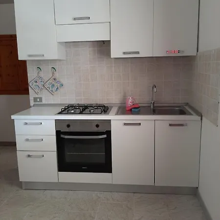 Budoni Apartments アパート ブドーニ