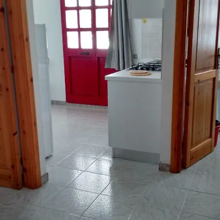 アパート Budoni Apartments