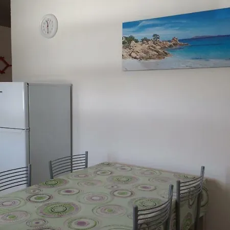 דירה Budoni Apartments בודוני