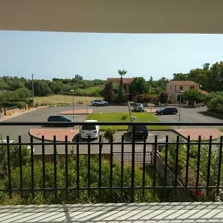 Budoni Apartments דירה