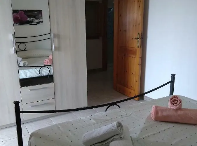 Budoni Apartments شقة بودوني